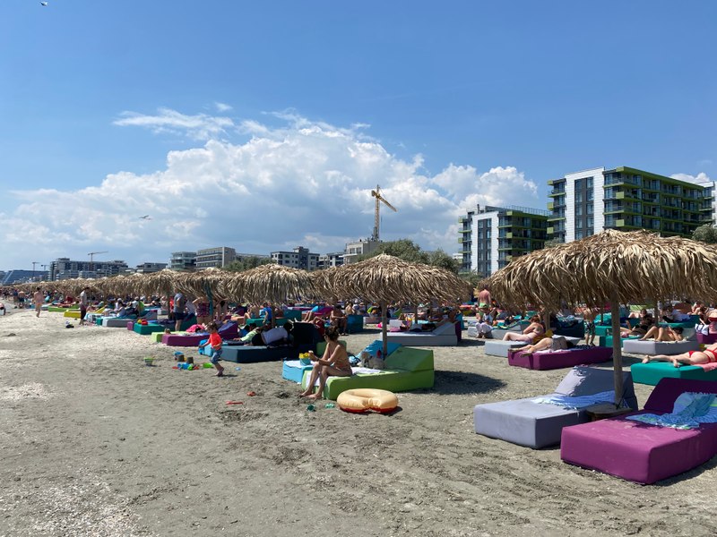 Cresc prețurile la cazare pe litoralul românesc. Cât plătesc turiștii pentru o noapte la hotel în stațiuni
