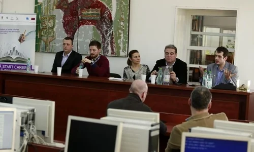 Adrian Cioroianu, decanul Facultăţii de Istorie, în dialog cu studenţii:  „În viaţă nu reuşesc cei mai buni, ci oamenii consecvenţi” jpeg
