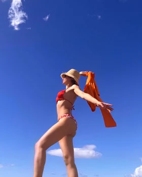 "Mă simt binecuvântată, fericită și mai îndrăgostită ca niciodată!", a fost mesajul transmis de Anamaria Ferentz