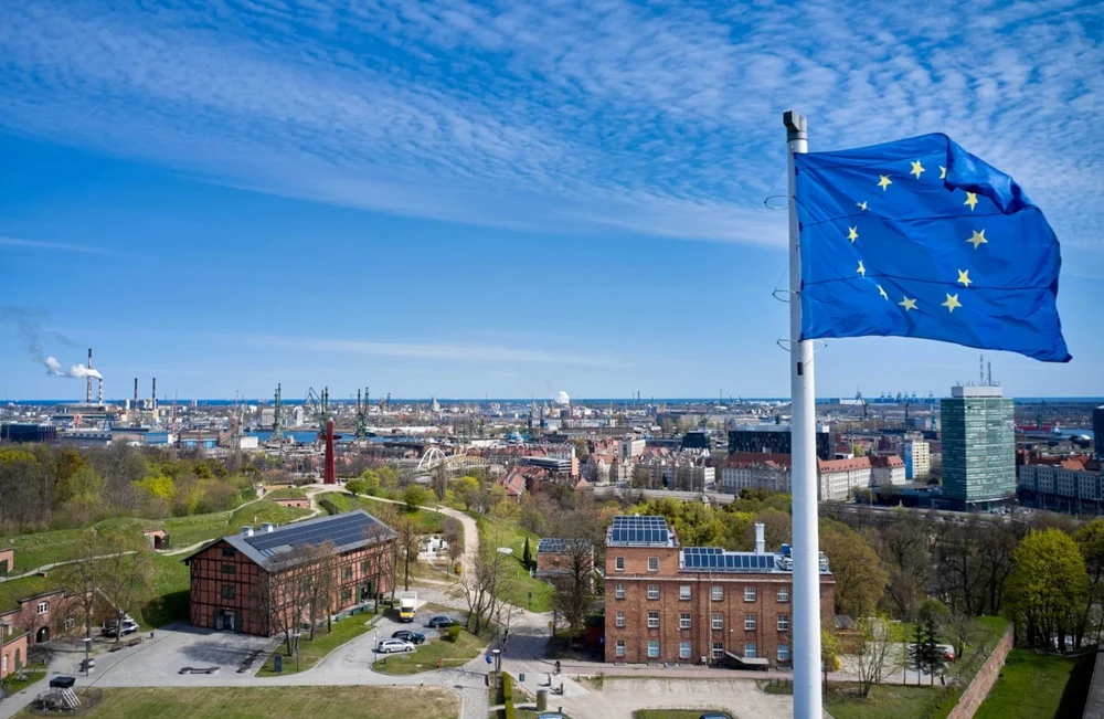 Polonia are una dintre cele mai dinamice rate de creștere din UE și devine un pilon economic strategic al Uniunii