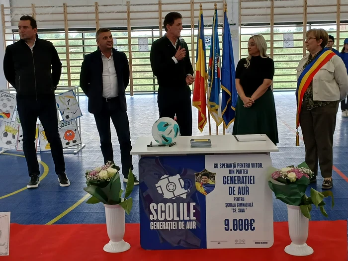 Ceremonia de la Socol s-a ținut în sala de sport