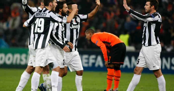 Italienii au învins la Doneţk şi au terminat pe primul loc, dar golul a venit dintr-un ofsaid nesemnalizat