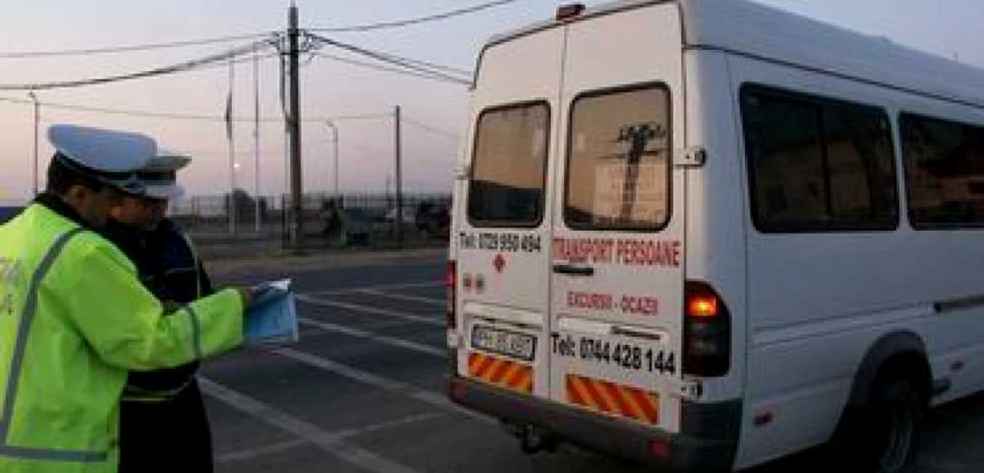 Ploieşti: Şapte persoane din Buzău şi Prahova, acuzate că făceau trafic cu arme