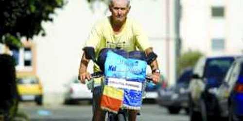 Timisoara: Omul care a facut ocolul României în 60 de zile, cu bicicleta, isi povesteste aventurile