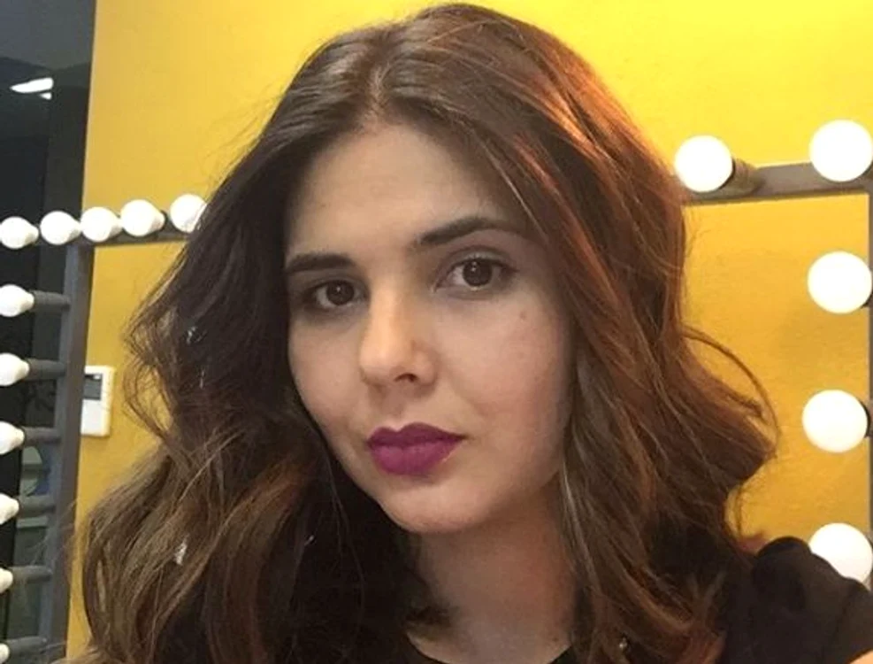 Claudia Radu realizează manichiuri dintre cele mai diverse