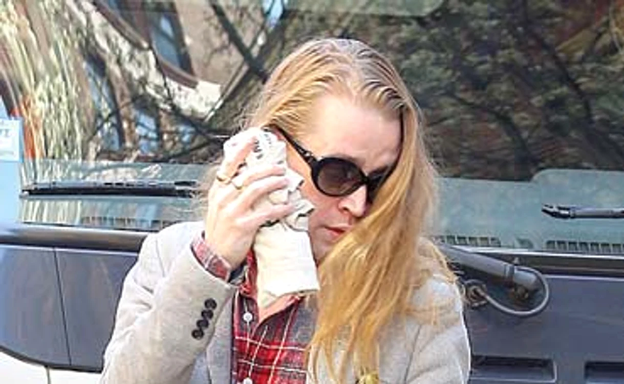 
    Macaulay Culkin şi-a şocat admiratorii după ce şi-a  schimbat freza şi a început să aibă gesturi feminineFoto: Guliver / Splashnews  