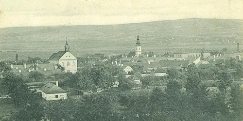 Alba Iulia la începutul anilor 1900-stradă din centrul oraşului 