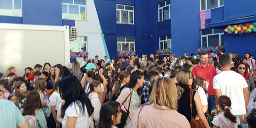 festivitate deschidere an scolar 2024 2025 jpg