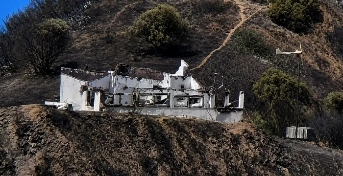 Casa a fost distrusă de incendiile de pădure Foto: Stephanie Harper