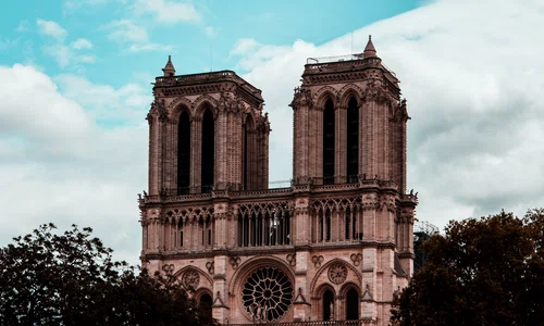 notre damme marcel strauss dbh9dzkbgjs unsplash jpeg