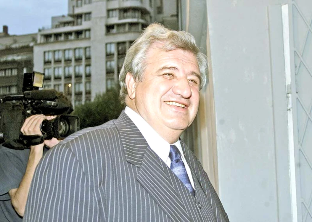 
    Condrea  şi Uliana  