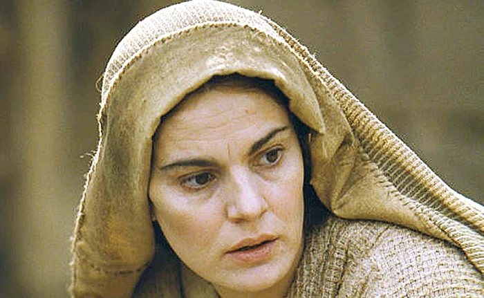 
    Maia a jucat  magistral  în ”Patimile  lui Hristos”   