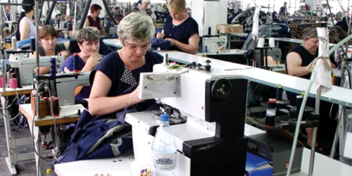 Confecţionerele câştigă cel puţin 750 de lei lunar