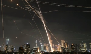 14iran israel global 1 vptb videoSixteenByNine3000 3207944020 jpg