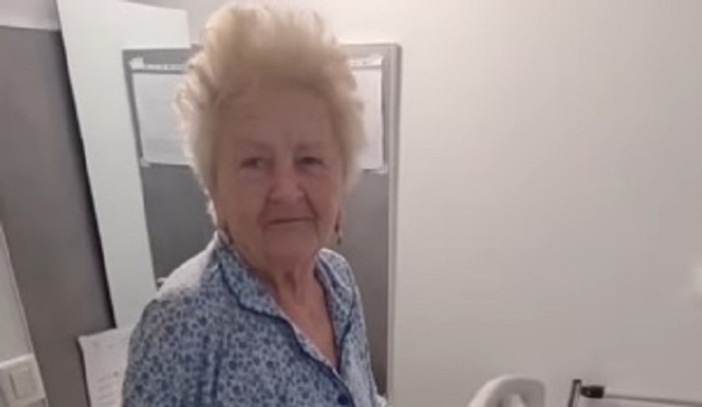 Femeie paralizată, pusă pe picioare de un medic neurochirurg. „E o neascultătoare, dar și foarte simpatică“ VIDEO