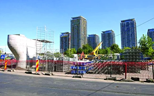 Cel puţin trei şantiere din Bucureşti sunt subiect de nemulţumire pentru cetăţeni din cauza întârzierilor FOTO Marian Iliescu