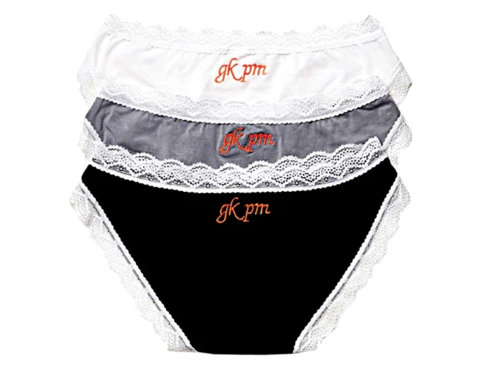 Lenjeria intimă a lui Gwyneth Paltrow