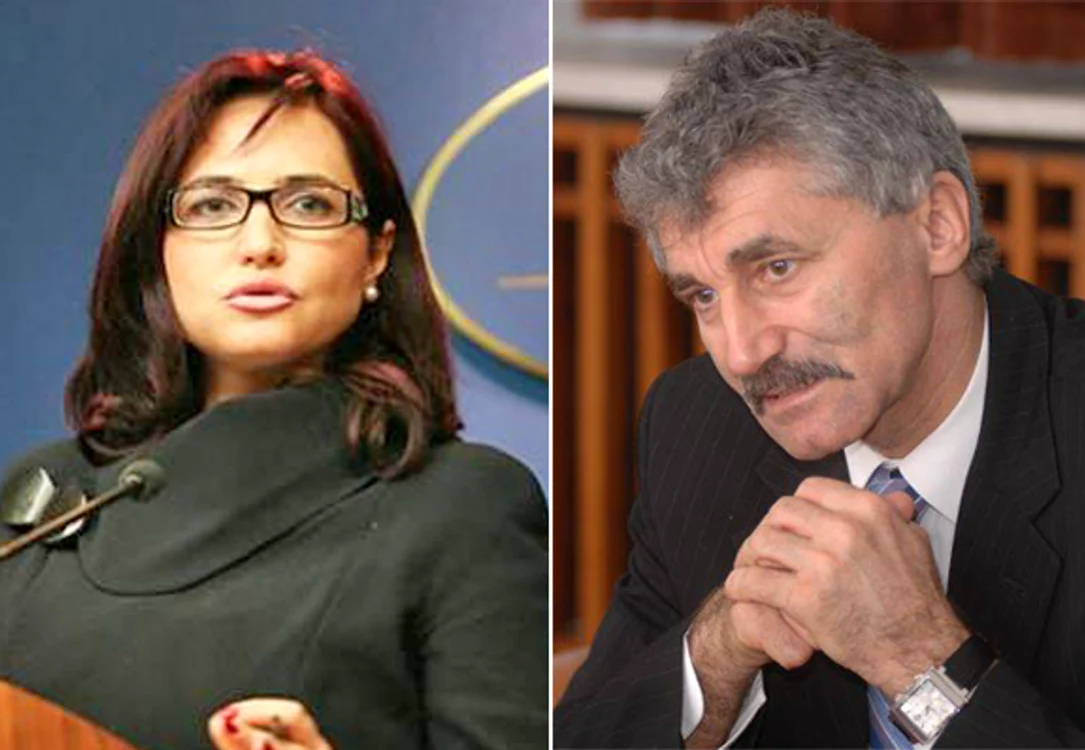
    Crinuţa Dumitrean a fost  adusă la ANRP de Ioan  Oltean. Şi-a dat demisia în  2009 de teama cătuşelor  