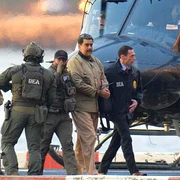 Nicolás Maduro și soția sa, în cătușe în drum spre un tribunal federal din Manhattan FOTO Profimedia