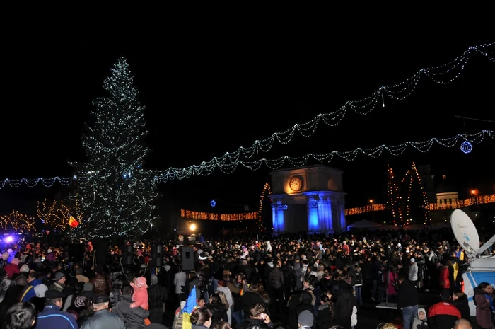 Sărbătorile de iarnă au fost inaugurate la 1 decembrie