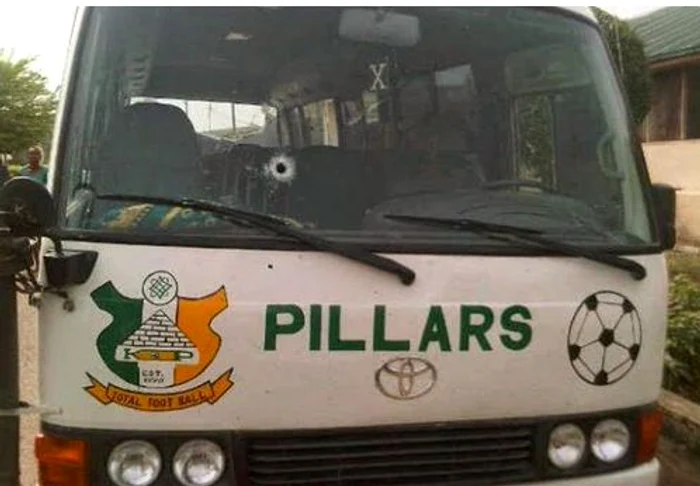 Autocarul celor de la Kano Pillars a fost atacat