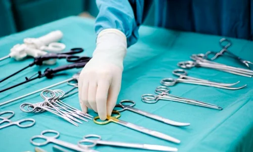 Chirurg prins în flagrant după un mesaj pe pagina de Facebook a lui Marian Godină FOTO pandurul