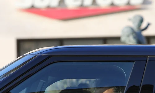 Ben Affleck and rumored new girlfriend Shauna Sexton grab some fast food jpeg