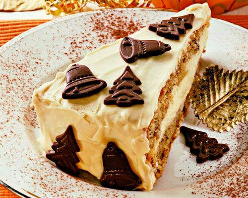 tort cu nuci si ciocolata alba jpeg