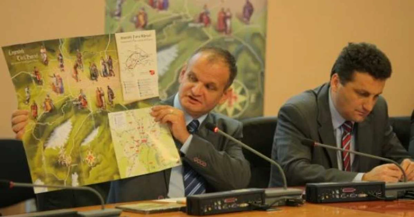 Cartea a fost editată pentru promovarea Braşovului. FOTOArhivă.