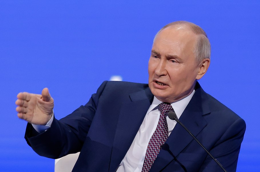 Putin anunță crearea unei „zone de securitate tampon” la granița cu Ucraina: „Forțele noastre armate lucrează activ”