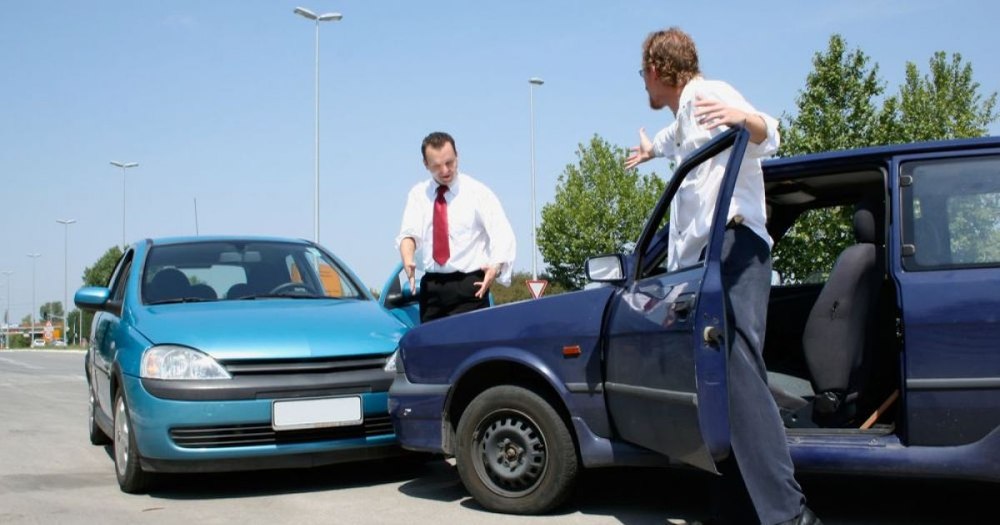 Constatarea amiabilă la accident, valabilă în anumite condiții. Reguli de aur pentru șoferi VIDEO