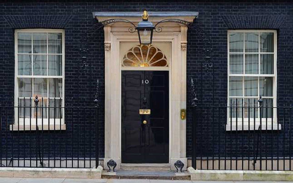 Ce se întâmpla pe Downing Street 10, reședința premierului UK, în timpul pandemiei. „Era oază de normalitate. Regulile COVID erau ignorate”