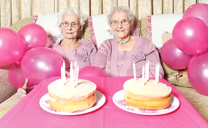 Phyllis Jones şi Irene Crump şi-au serbat deja ziuaFoto: Profimedia