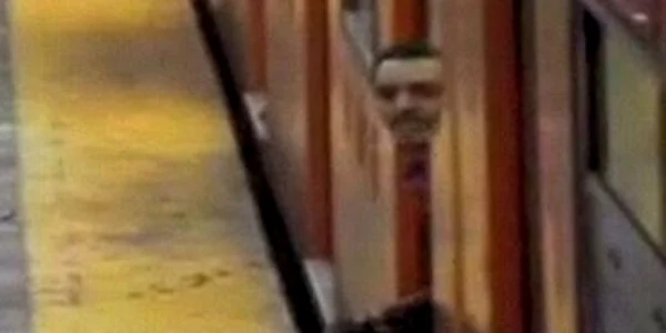 VIDEO Incident armat soldat cu 2 morţi, suprins de camere la metroul din Mexico City