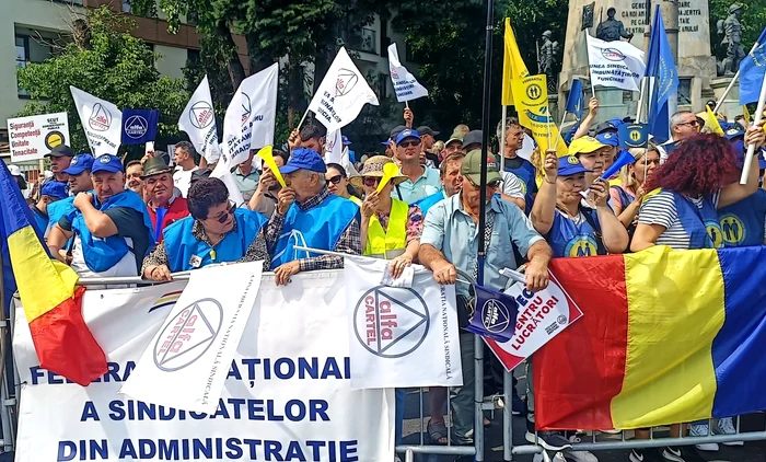 Cartel Alfa amenință cu proteste FOTO: FB