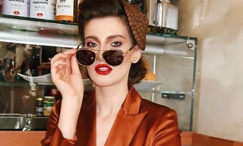 1 iulia albu jpg jpeg