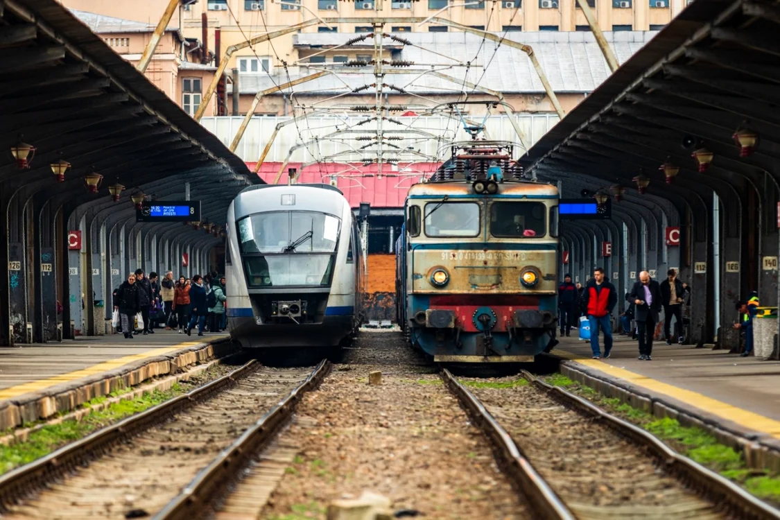 CFR Călători va emite abonamente doar în format digital Foto Shutterstock