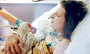 După şapte luni,  Emma şi fiica ei,  Emy, sunt sănătoase jpeg