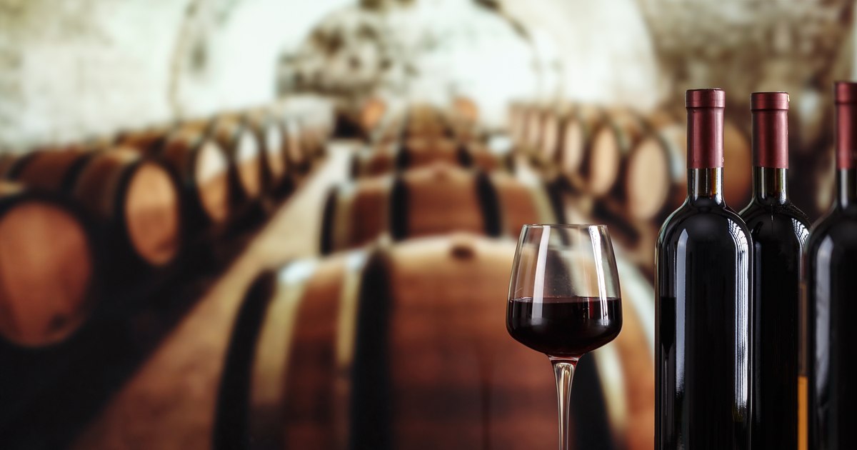 Jaf de proporții la o celebră cramă din Italia. Hoții au furat 30.000 de sticle de vin, în valoare de cinci milioane de euro