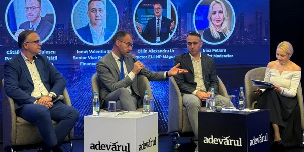 ur, giulescu si sas la future is now foto Adevarul jpeg