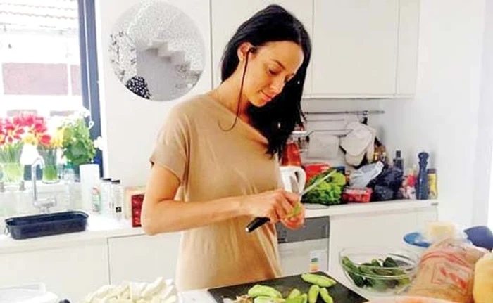 
    Arată  impecabil  la 41 de ani  