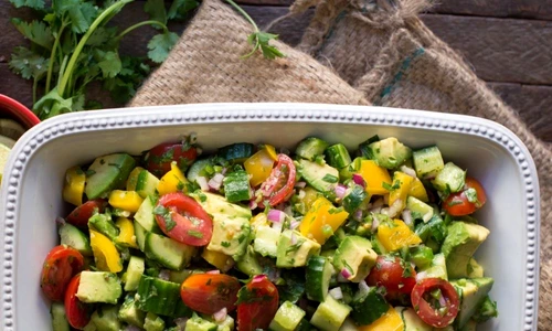 salata cu avocado colesterol jpeg