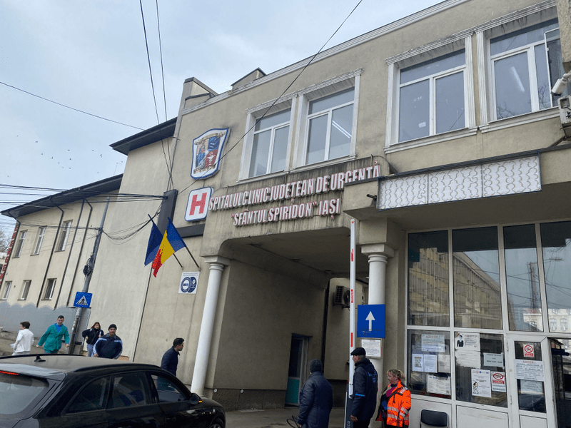 Sute de ieșeni au mâncat şi au băut de Paști până au ajuns la spital. Cei mai mulți erau beți
