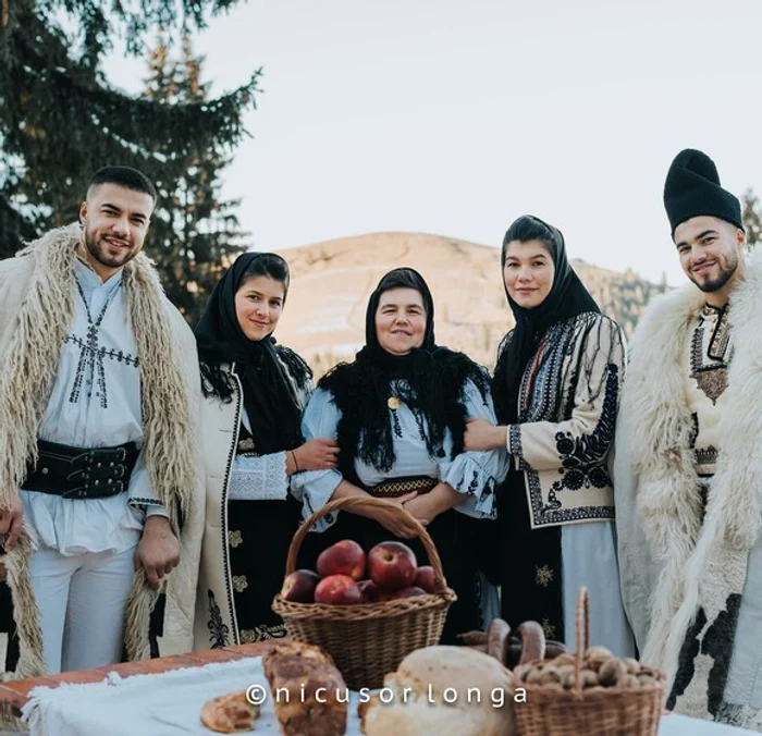 
    Culiță Sterp și Daniela vor deveni părinți  