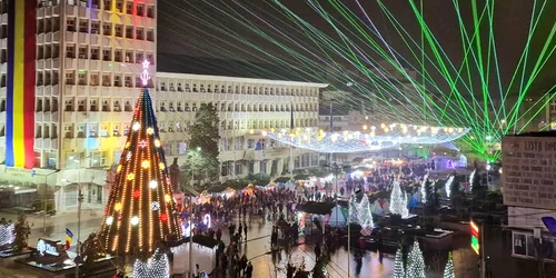 Spectacol inedit cu drone și lasere, la Târgoviște. FOTO. C. Stan