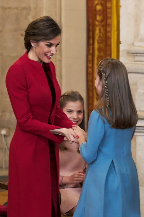 King Felipe Of Spain Delivers Collar Of The Distinguished 'Toison de Oro' To Princess Leonor jpeg