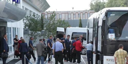 Michael Carrick, Gary Cahill, John Ruddy și Leighton Baines au fost primii care au pășit pe pământ moldovenesc. Foto: Tudor Iovu