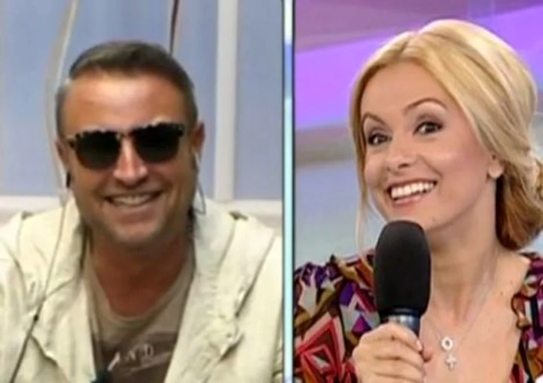 Simona Gherghe, într-o discuţie telefonică cu Cătălin Botezatu