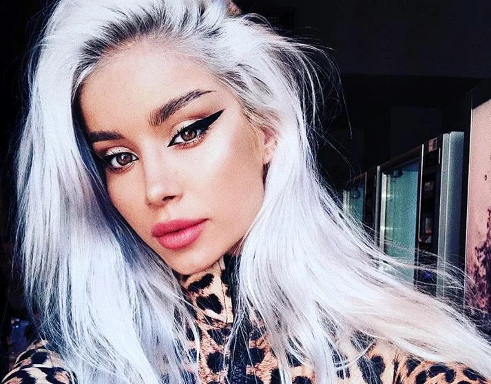 Influencerul Alina Ceușan va prezenta show-ul Love Island