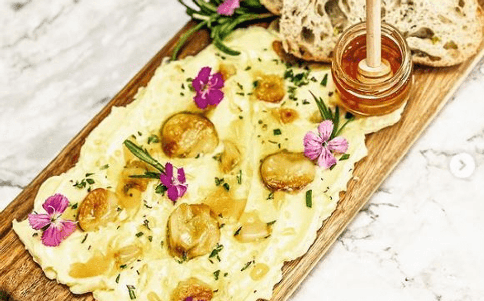 Platoul cu unt, cel mai nou trend culinar. Preparatele seamănă cu adevărate opere de artă